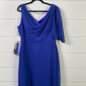 BELSOIE SOLID IRIDESCENT CHIFFON DRESS IN COBALT BLUE. NEW WITH TAGS SZ 20